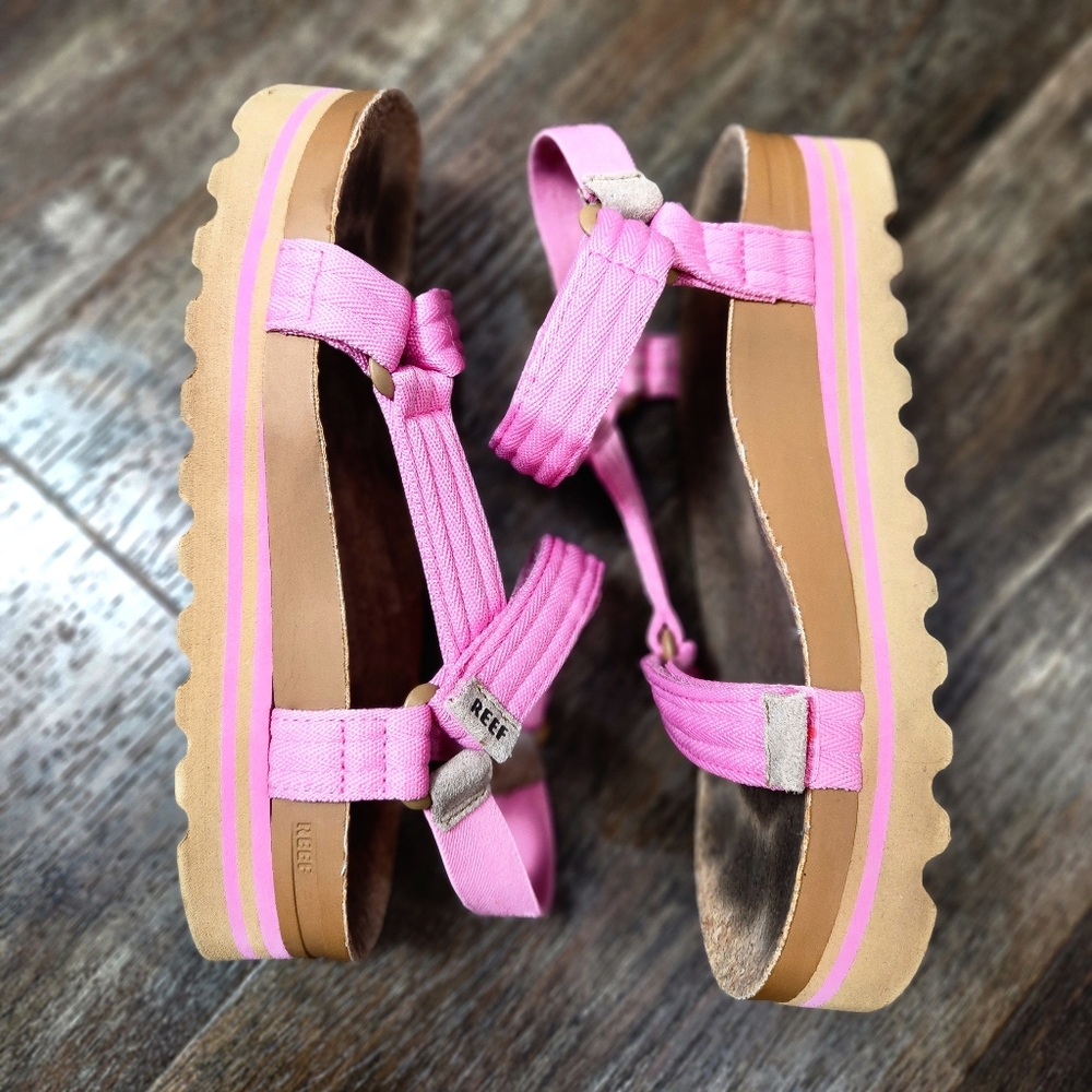 Reef Cushion Rem Hi Sandals in Malibu Pink 9 - Picture 7 of 7
